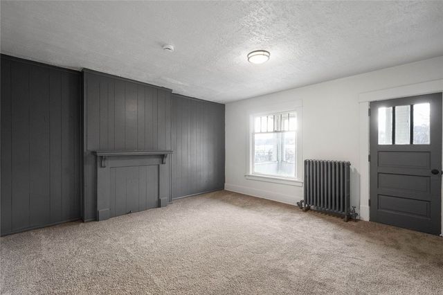 306 Park Rd, Ambridge, PA 15003