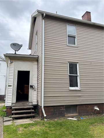 306 Park Rd, Ambridge, PA 15003
