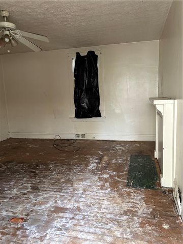 306 Park Rd, Ambridge, PA 15003