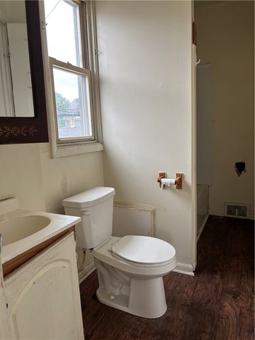 306 Park Rd, Ambridge, PA 15003