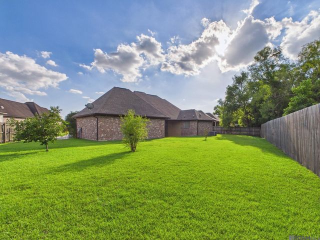 11278 Hillpark Ave, Baton Rouge, LA 70810