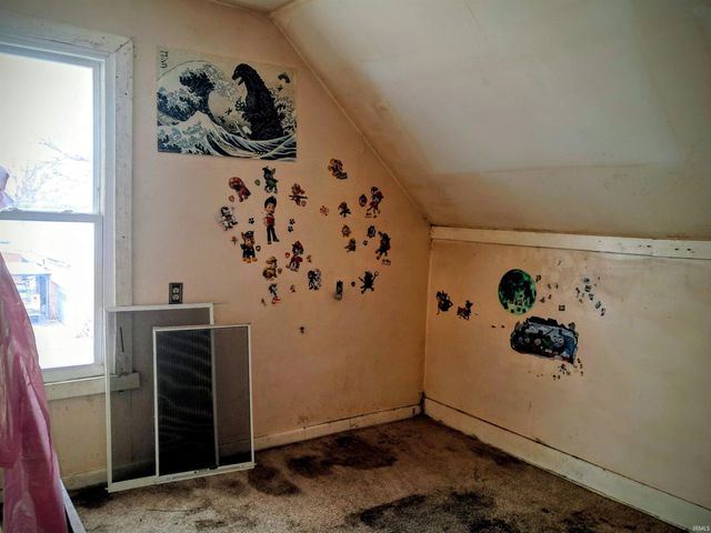 110 W 6th Street, Peru, IN 46970