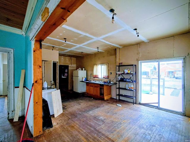 110 W 6th Street, Peru, IN 46970