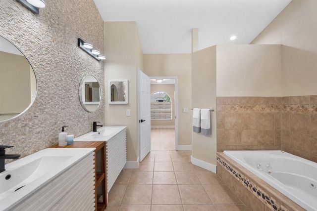 17505 TALLY HO COURT, Odessa, FL 33556