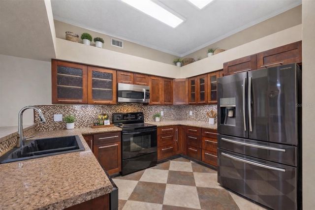 17505 TALLY HO COURT, Odessa, FL 33556