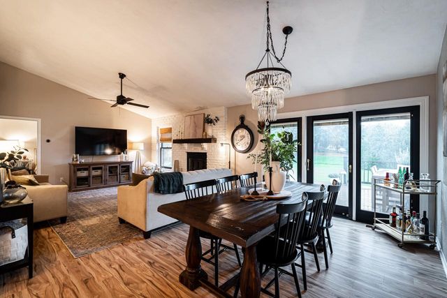 4106 W Southwood DRIVE, Franklin, WI 53132
