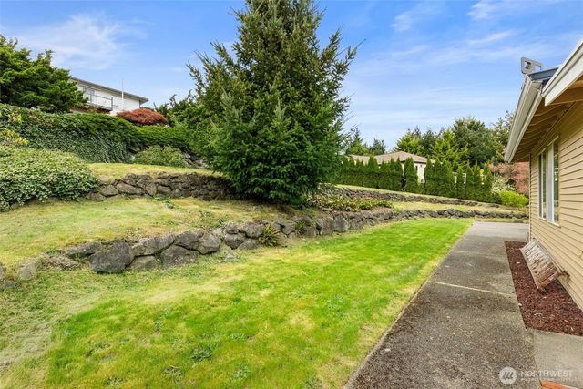 7989 NW Emery Boulevard, Silverdale, WA 98383