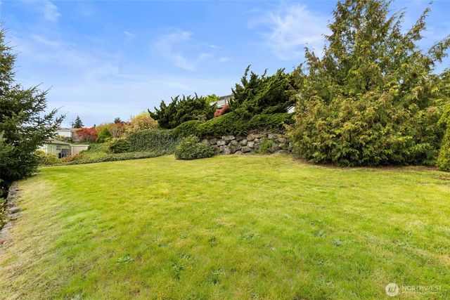 7989 NW Emery Boulevard, Silverdale, WA 98383