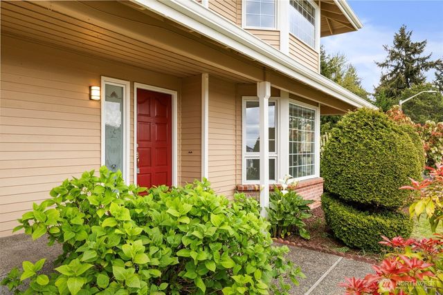 7989 NW Emery Boulevard, Silverdale, WA 98383