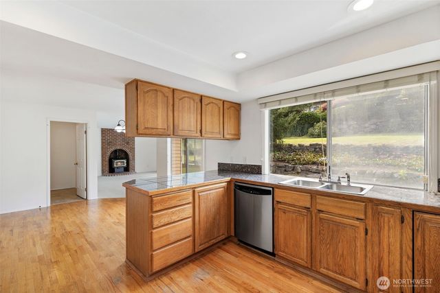 7989 NW Emery Boulevard, Silverdale, WA 98383