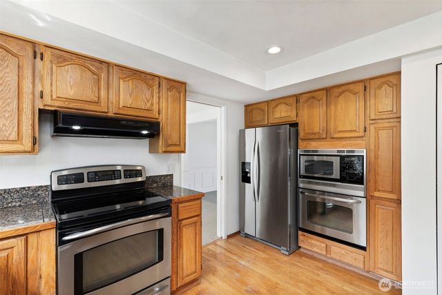 7989 NW Emery Boulevard, Silverdale, WA 98383