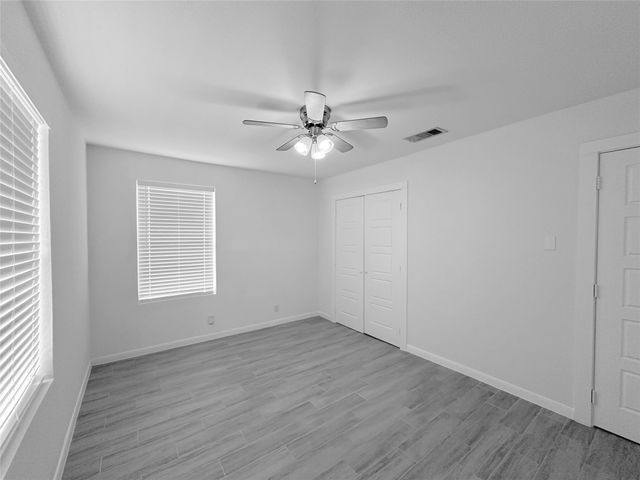 706 Carter Drive, Arlington, TX 76010