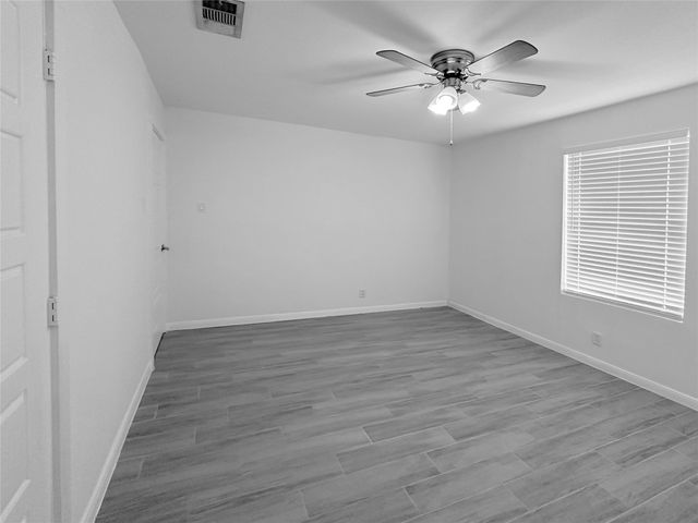 706 Carter Drive, Arlington, TX 76010