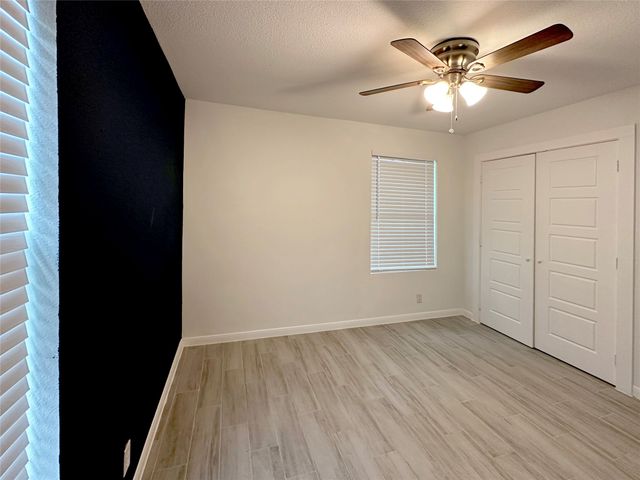 706 Carter Drive, Arlington, TX 76010