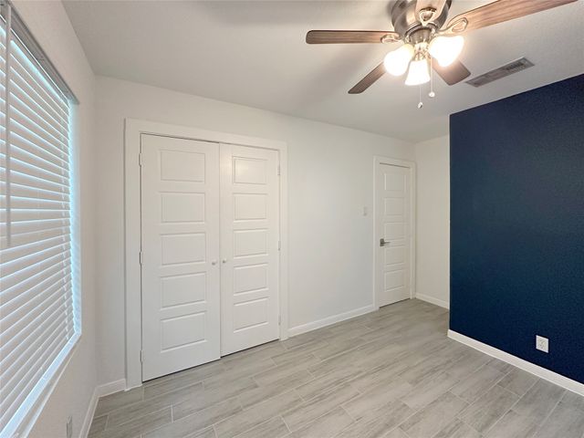 706 Carter Drive, Arlington, TX 76010