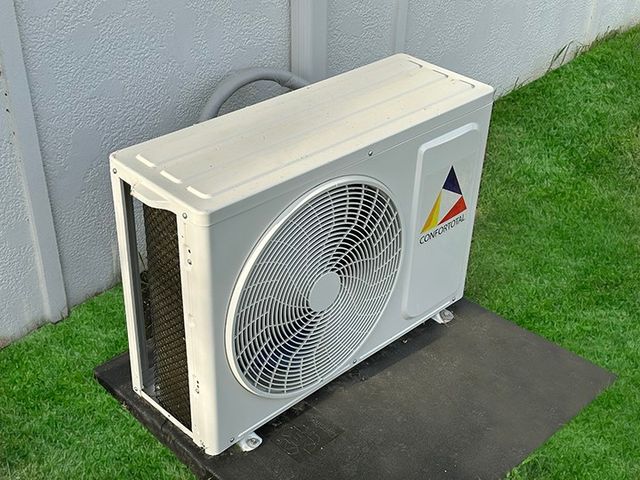 706 Carter Drive, Arlington, TX 76010