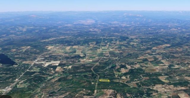 34711 N Waldrons Ln, Chattaroy, WA 99003