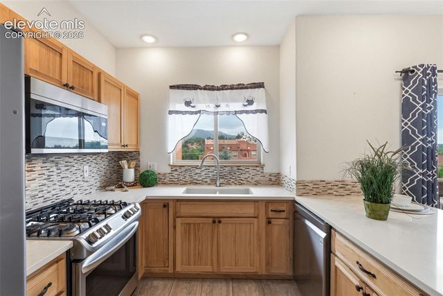 326 Santa Fe Place A, Manitou Springs, CO 80829