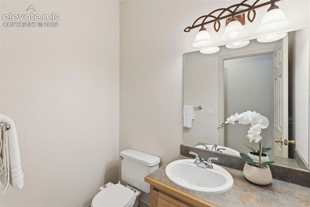 326 Santa Fe Place A, Manitou Springs, CO 80829