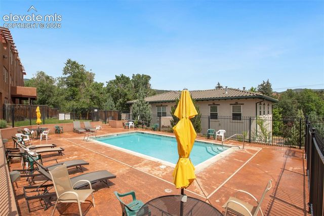 326 Santa Fe Place A, Manitou Springs, CO 80829
