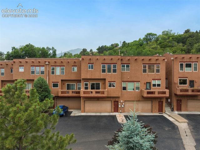 326 Santa Fe Place A, Manitou Springs, CO 80829