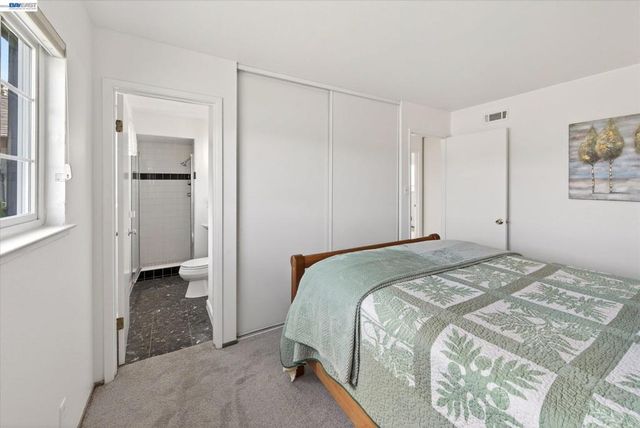 5231 Silver Reef Dr, Fremont, CA 94538