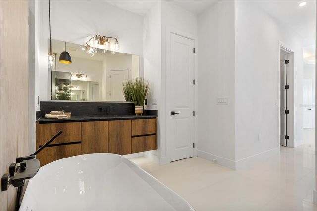 3321 SW 3RD LANE, Cape Coral, FL 33991