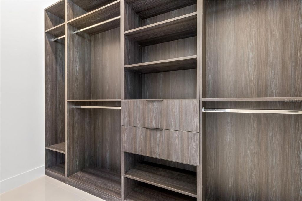 Image 33 of property listing at 3321 SW 3RD LANE, Cape Coral, FL 33991