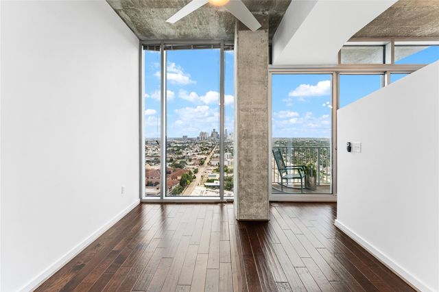 5925 Almeda Road 12711, Houston, TX 77004