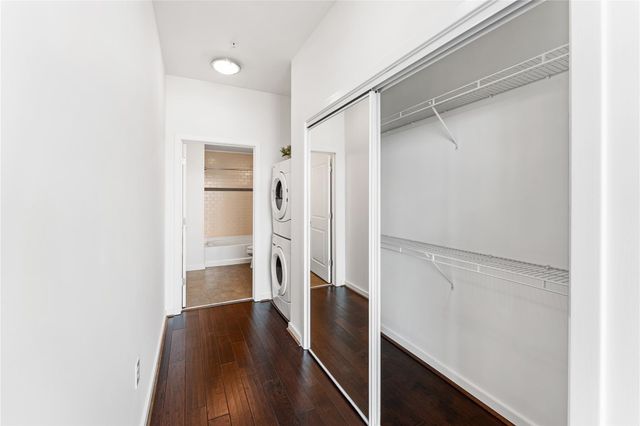 5925 Almeda Road 12711, Houston, TX 77004