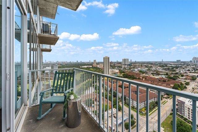 5925 Almeda Road 12711, Houston, TX 77004