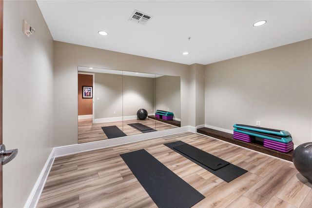 5925 Almeda Road 12711, Houston, TX 77004