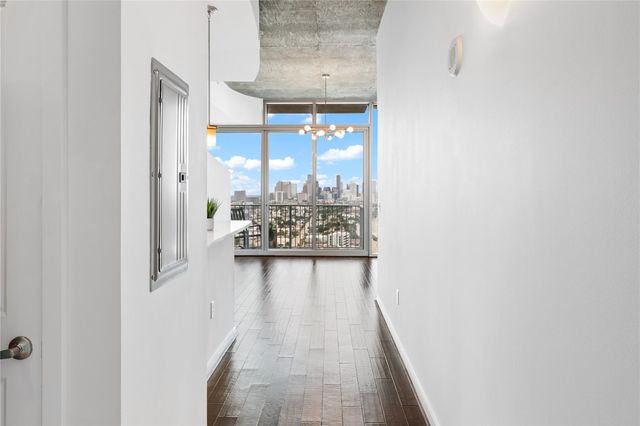 5925 Almeda Road 12711, Houston, TX 77004