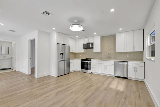 15388 133rd Terrace N, Jupiter, FL 33478
