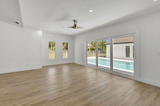 15388 133rd Terrace N, Jupiter, FL 33478