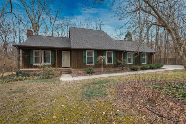 954 Belmont Rd, Manchester, TN 37355