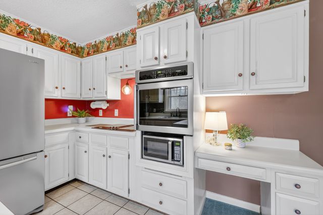 954 Belmont Rd, Manchester, TN 37355