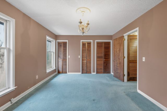 954 Belmont Rd, Manchester, TN 37355