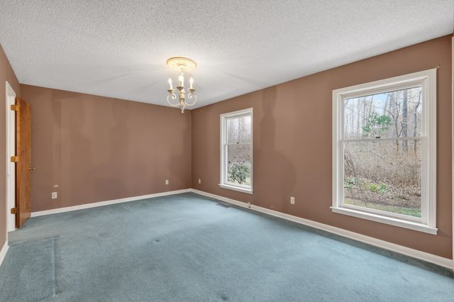 954 Belmont Rd, Manchester, TN 37355