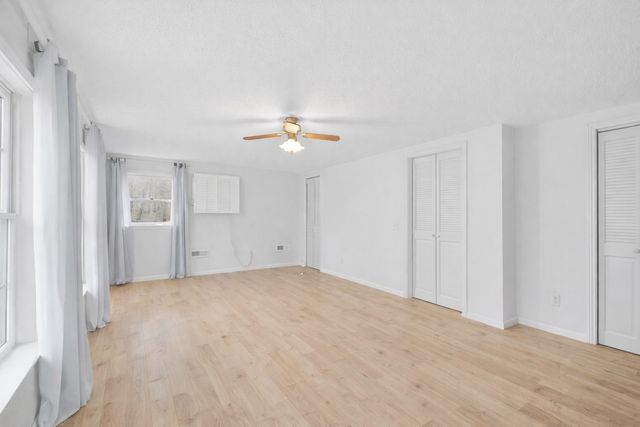 954 Belmont Rd, Manchester, TN 37355