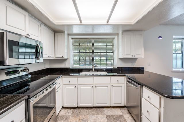 14813 Sopras Circle, Addison, TX 75001