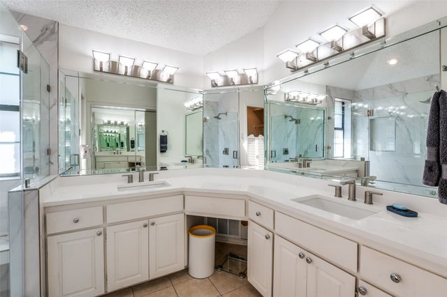 14813 Sopras Circle, Addison, TX 75001