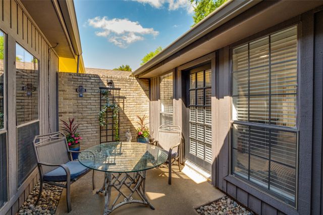 14813 Sopras Circle, Addison, TX 75001