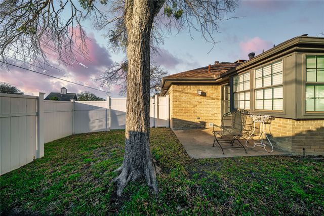 14813 Sopras Circle, Addison, TX 75001