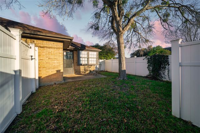 14813 Sopras Circle, Addison, TX 75001