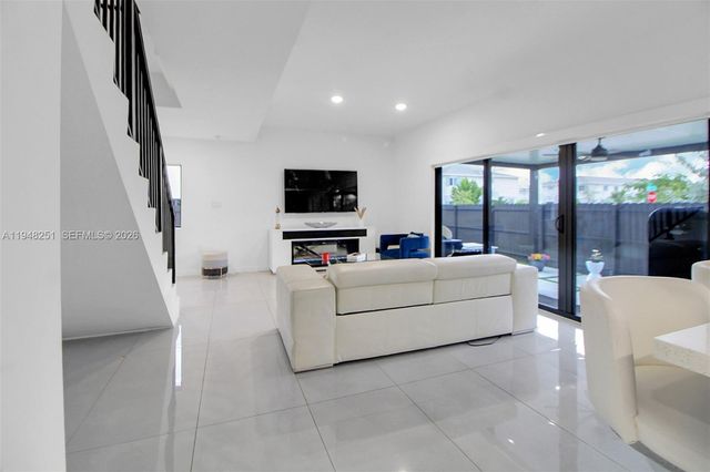 320 NW 13th Ct 320, Florida City, FL 33034