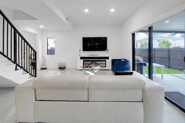 320 NW 13th Ct 320, Florida City, FL 33034