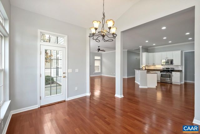325 STONE ORCHARD DR, Nellysford, VA 22958