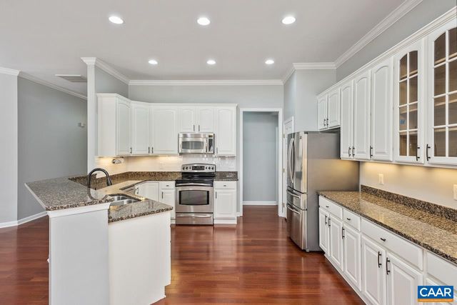 325 STONE ORCHARD DR, Nellysford, VA 22958