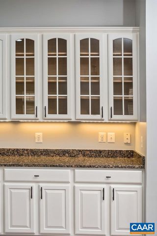 325 STONE ORCHARD DR, Nellysford, VA 22958